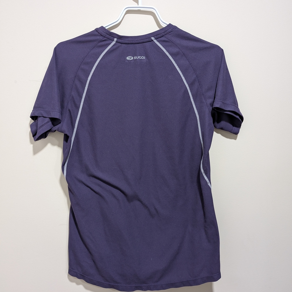 Womans Purple Sugoi Athletic Shirt - Medium - Picture 4 of 4
